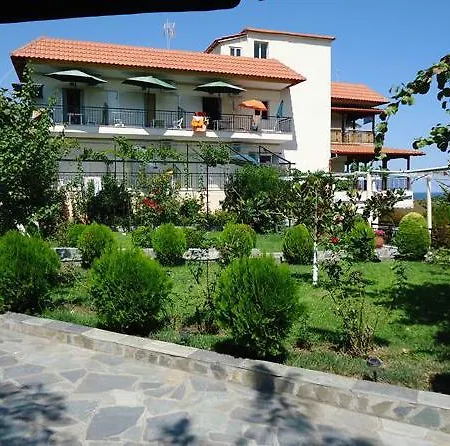Apartment Harilaos Plaka