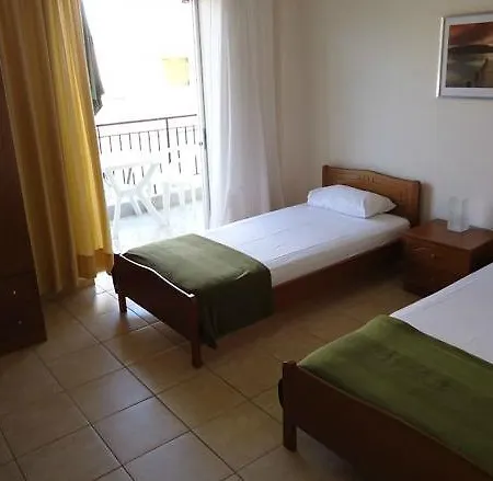 Apartment Harilaos *